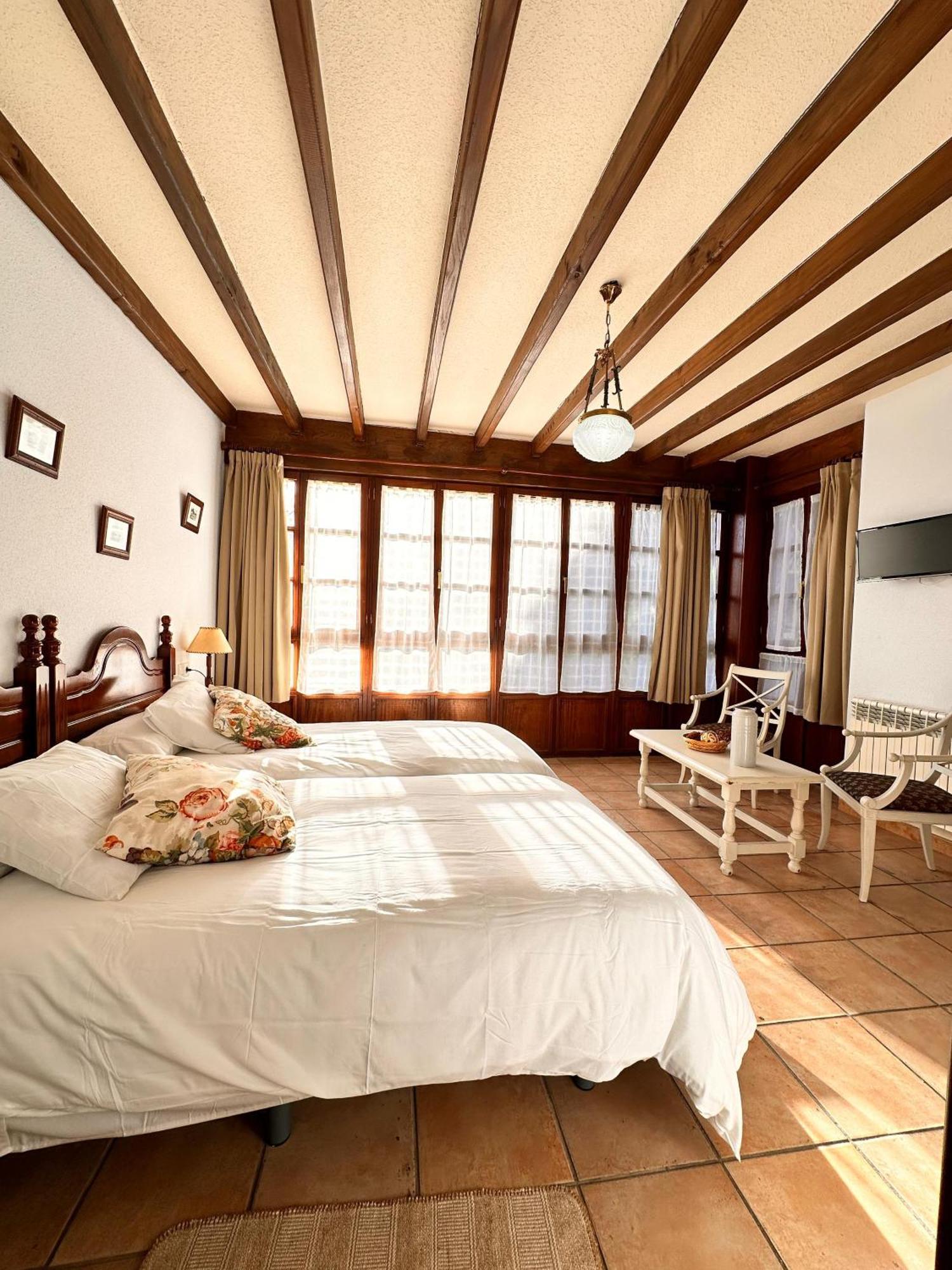 La Nozal De La Pena Guest House Villaviciosa  Luaran gambar